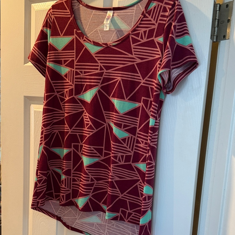 LuLaRoe Geometric Patterned Classic Tee